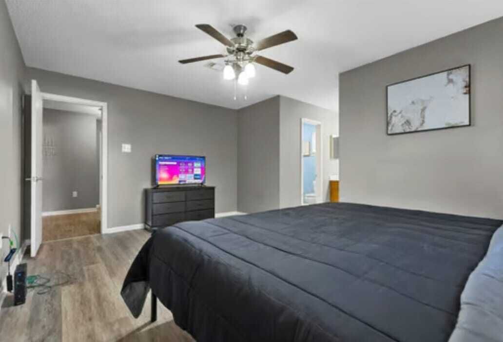 Photo of Bedroom in Conway