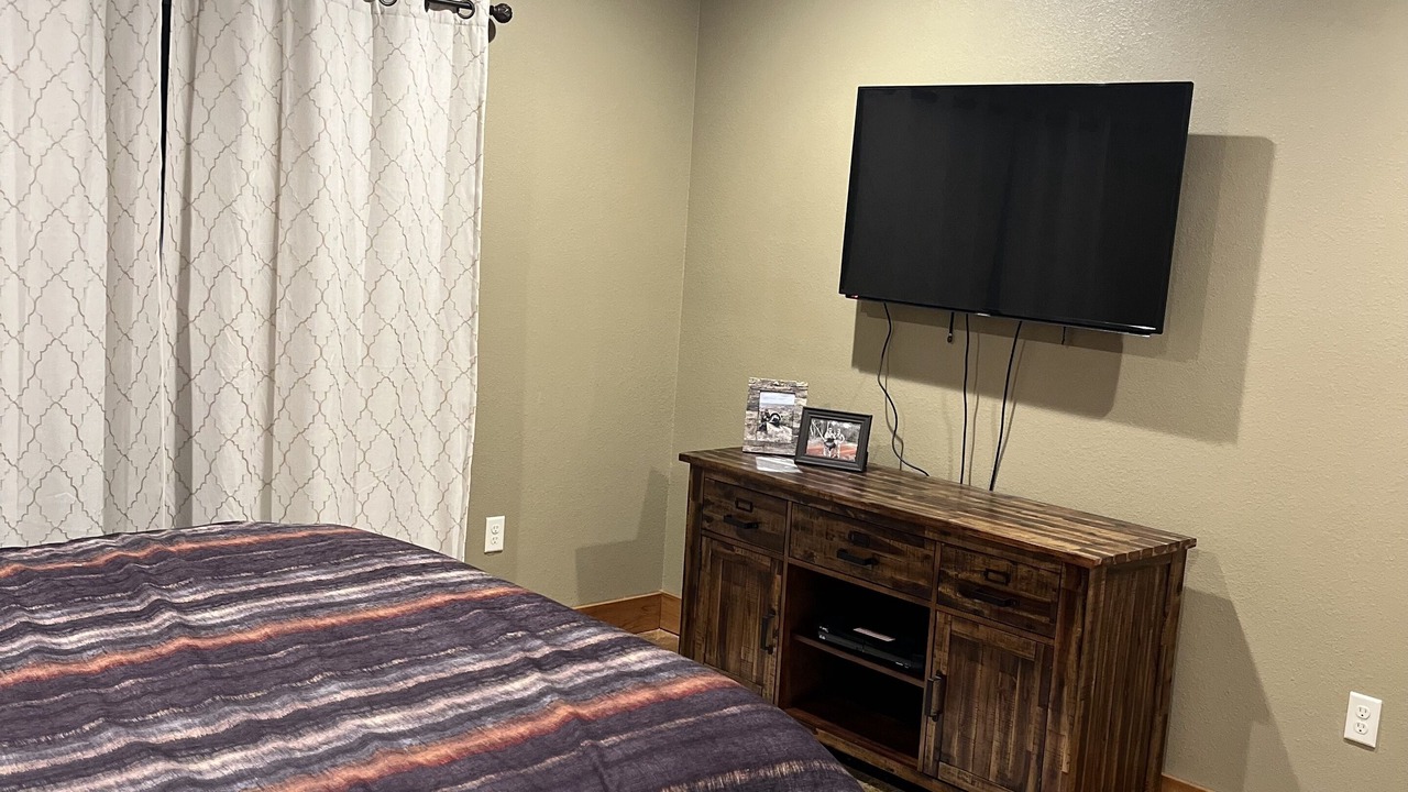 Photo of Bedroom in Atkins