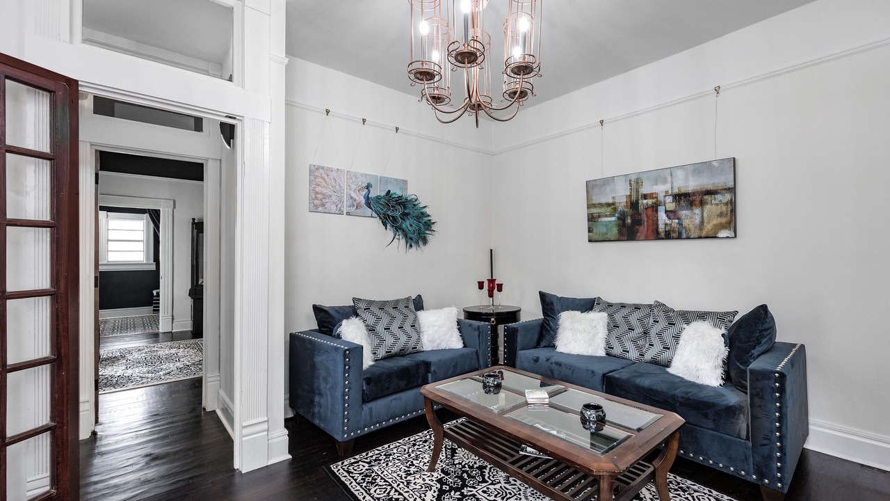 Photo of Bedroom in East of Broadway