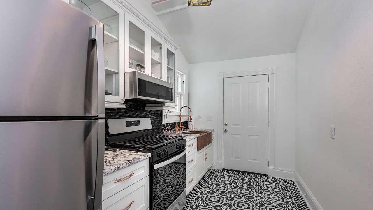 Photo of Kitchen in East of Broadway