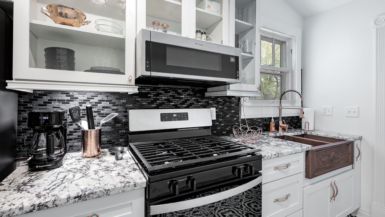 Photo of Kitchen in East of Broadway