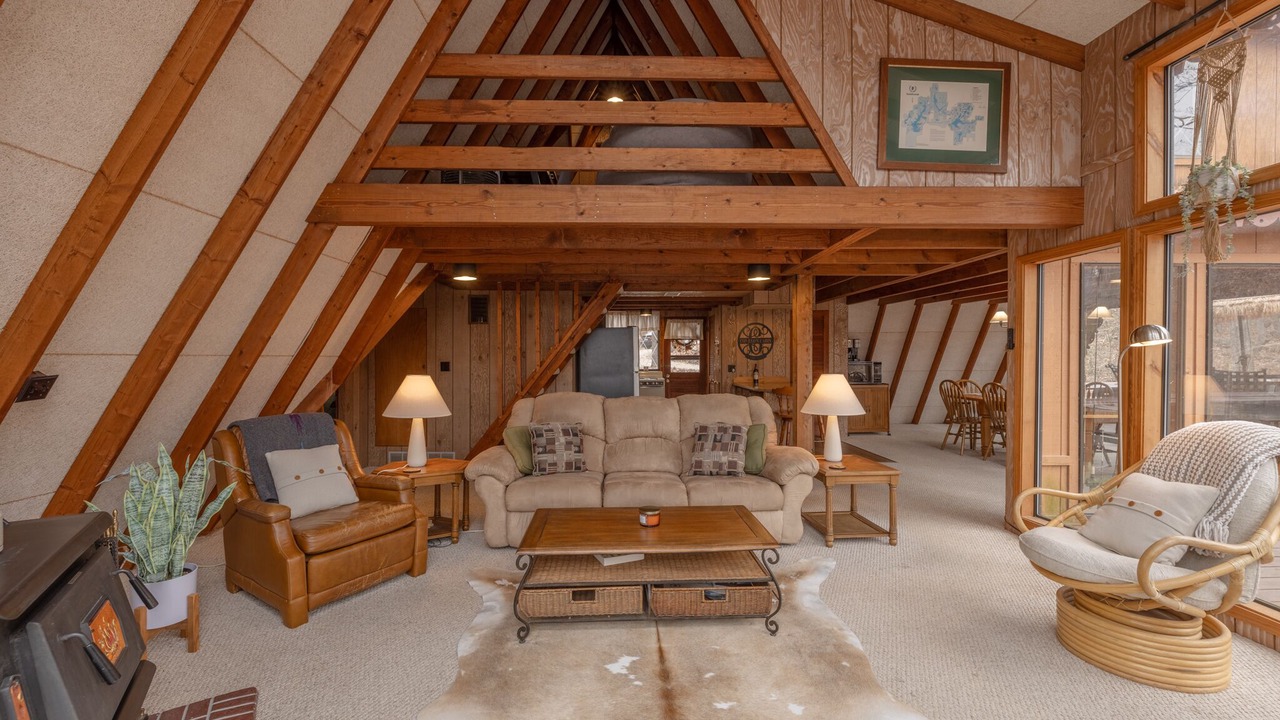 Photo of Livingroom in Innsbrook