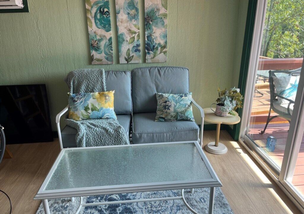 Photo of Bedroom in Mid America