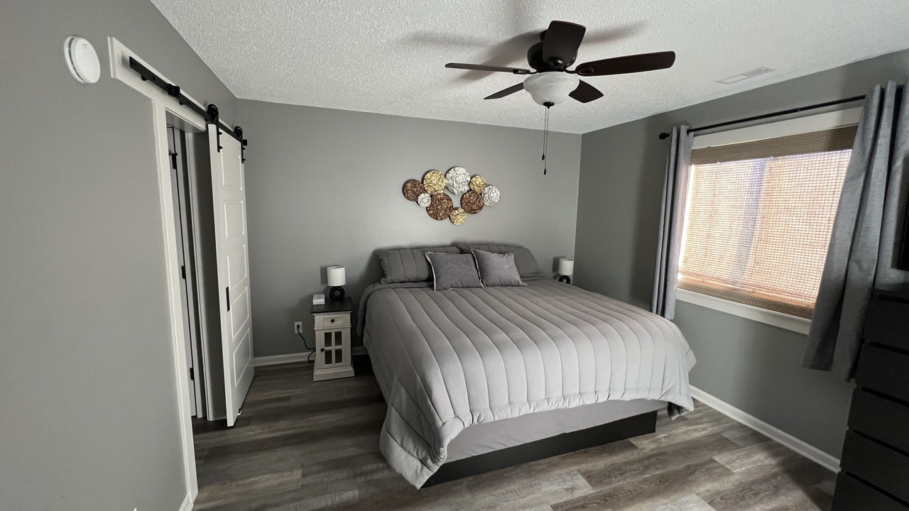 Photo of Bedroom in Monroe City