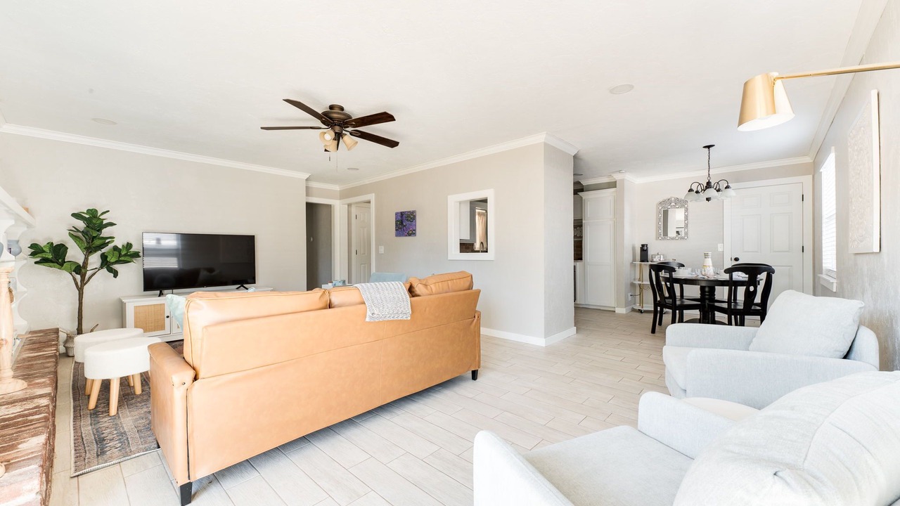 Photo of Livingroom in Oklahoma City