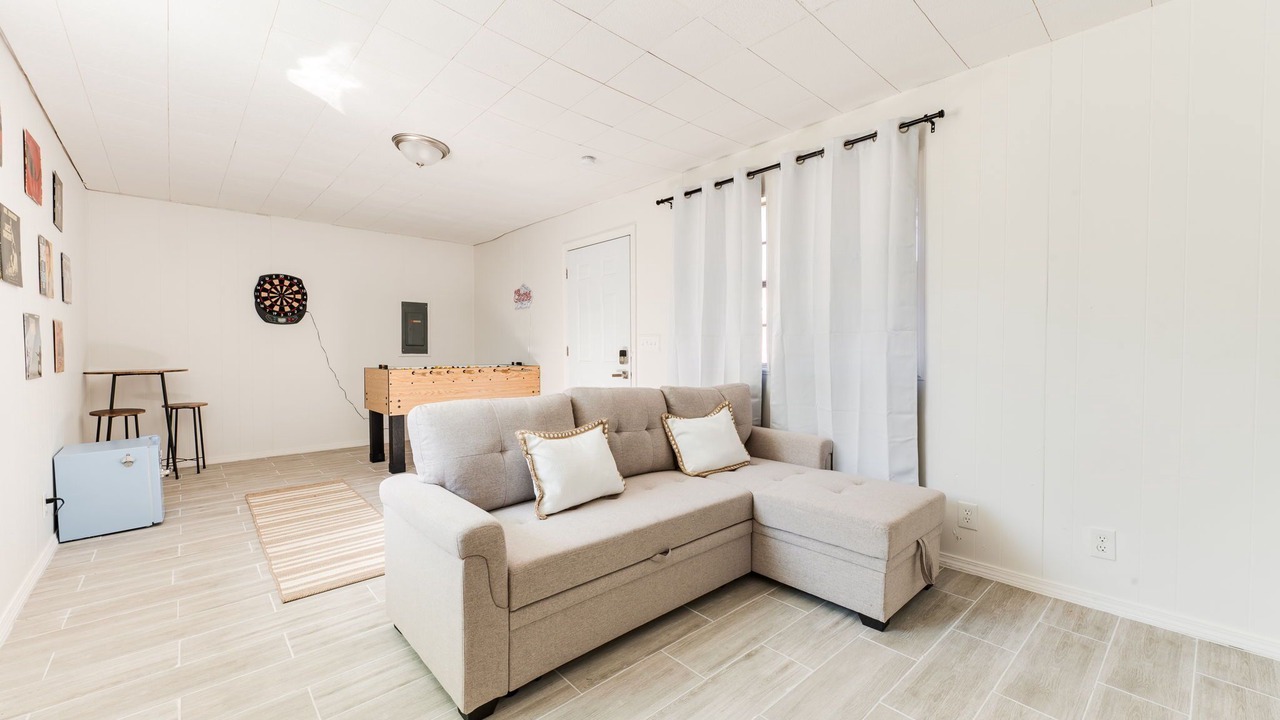 Photo of Livingroom in Oklahoma City