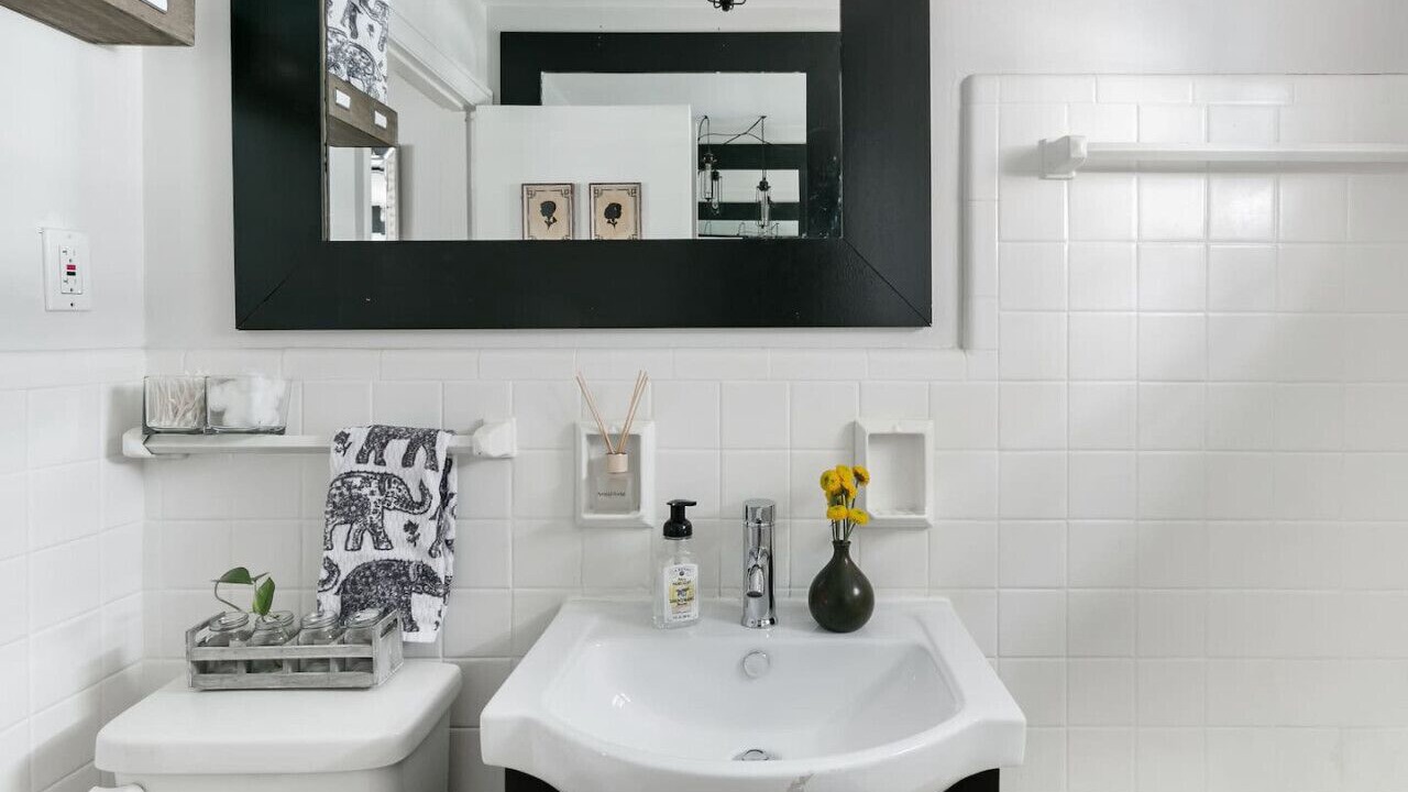 Photo of Bathroom in Melrose