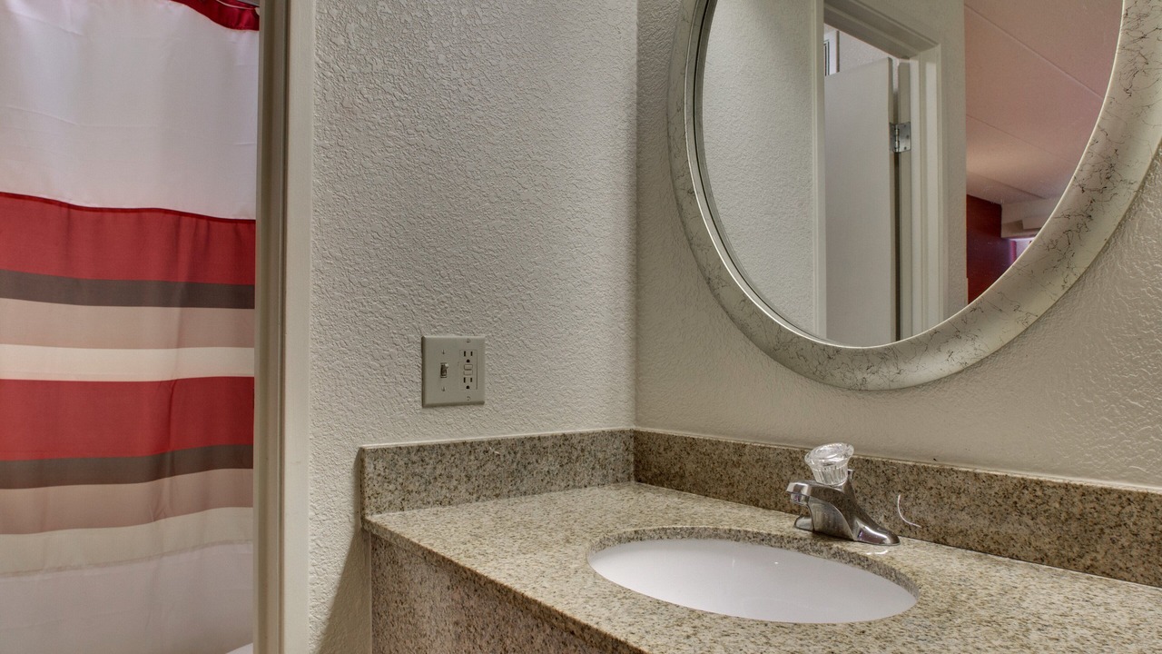 Photo of Bathroom in Maryland Heights