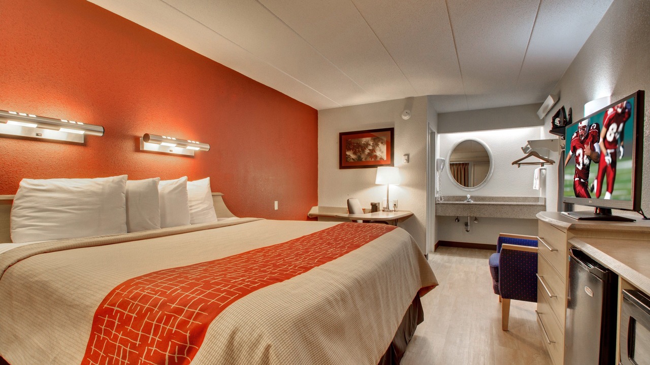 Photo of Bedroom in Maryland Heights