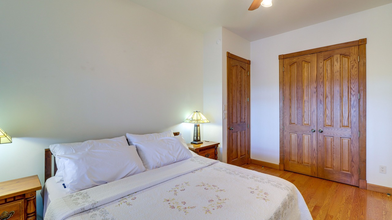 Photo of Bedroom in Fairfield Bay