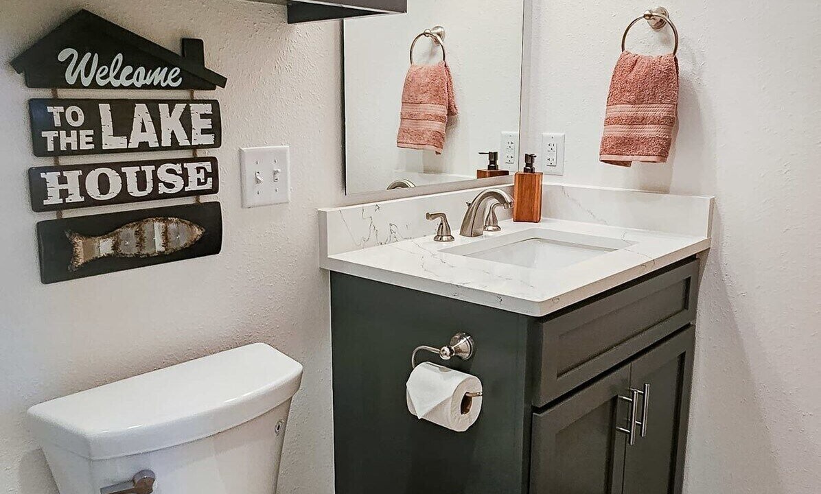 Photo of Bathroom in Eureka Springs