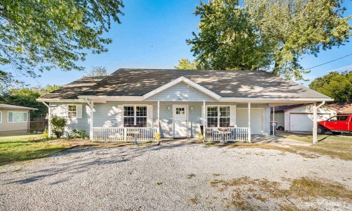 Photo of Outdoor in Beaver Shores