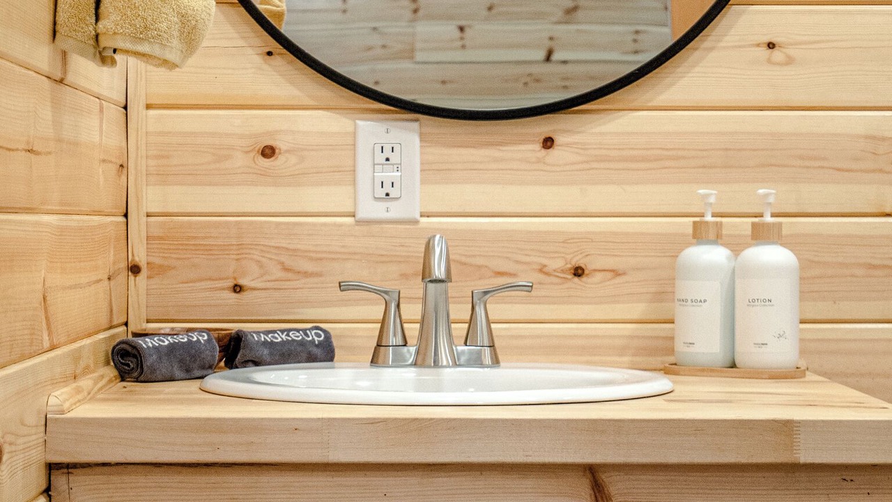 Photo of Bathroom in Mid America