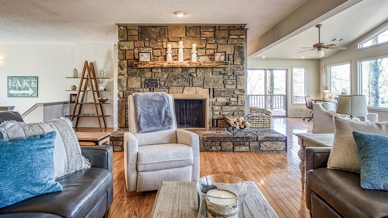 Photo of Livingroom in Hot Springs Village