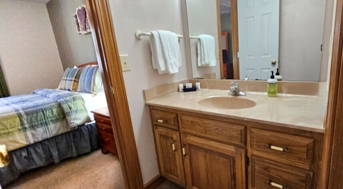 Photo of Bathroom in Holiday Island