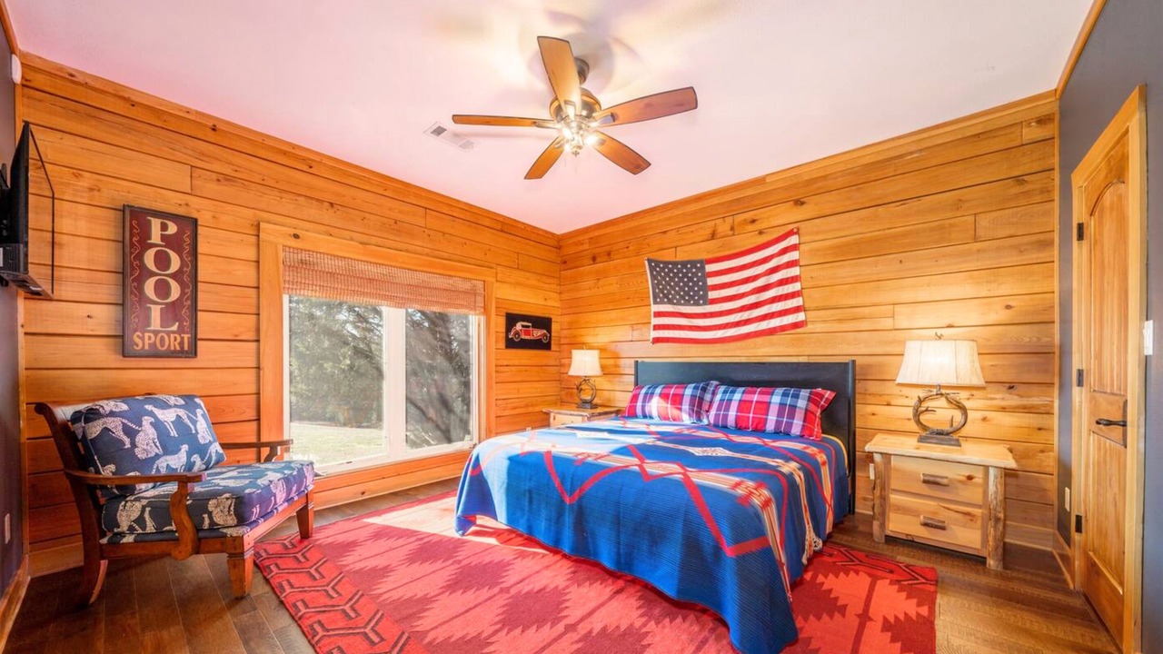 Photo of Bedroom in Royal
