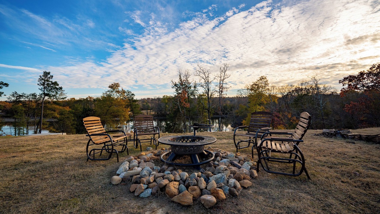 Photo of Outdoor in Royal