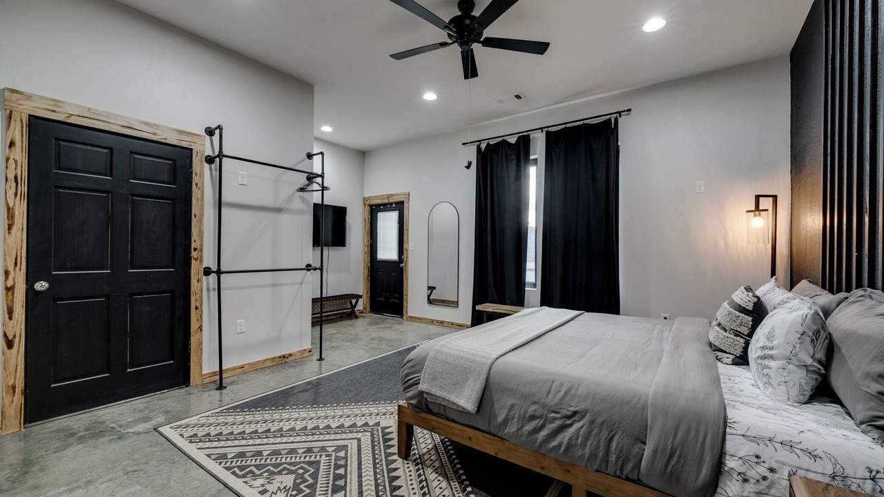 Photo of Bedroom in Royal
