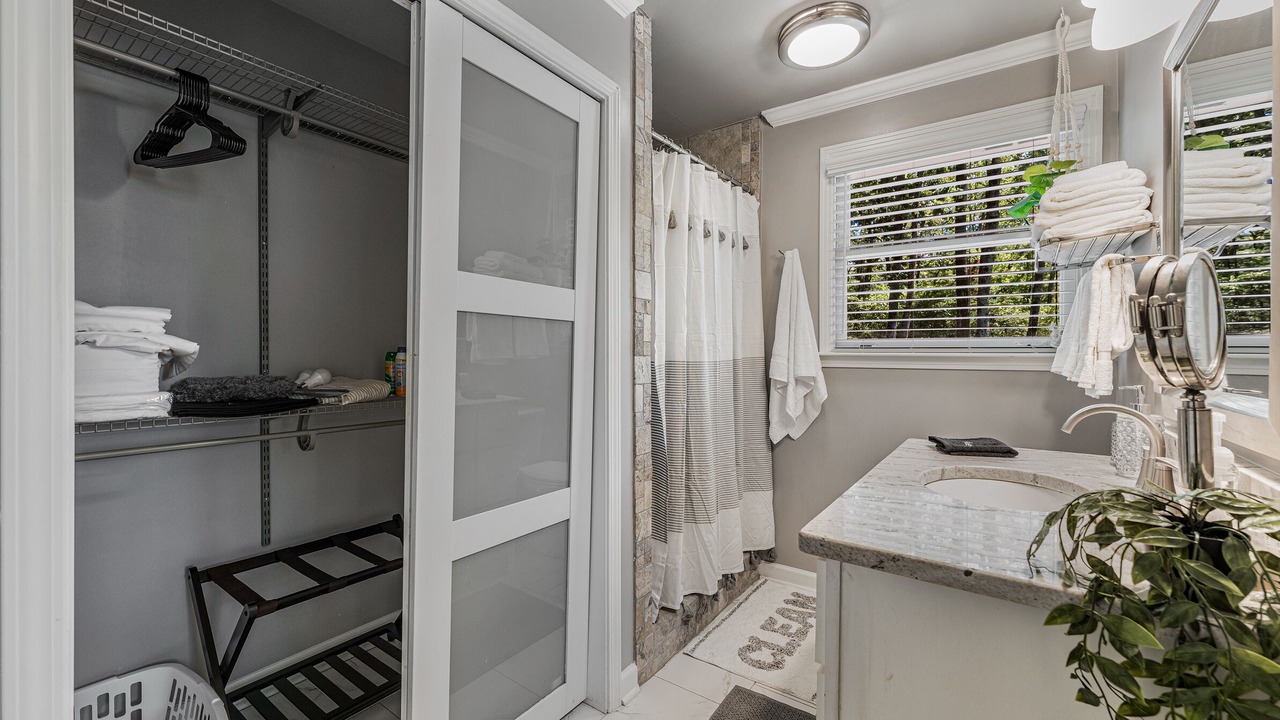 Photo of Bathroom in Hillwood