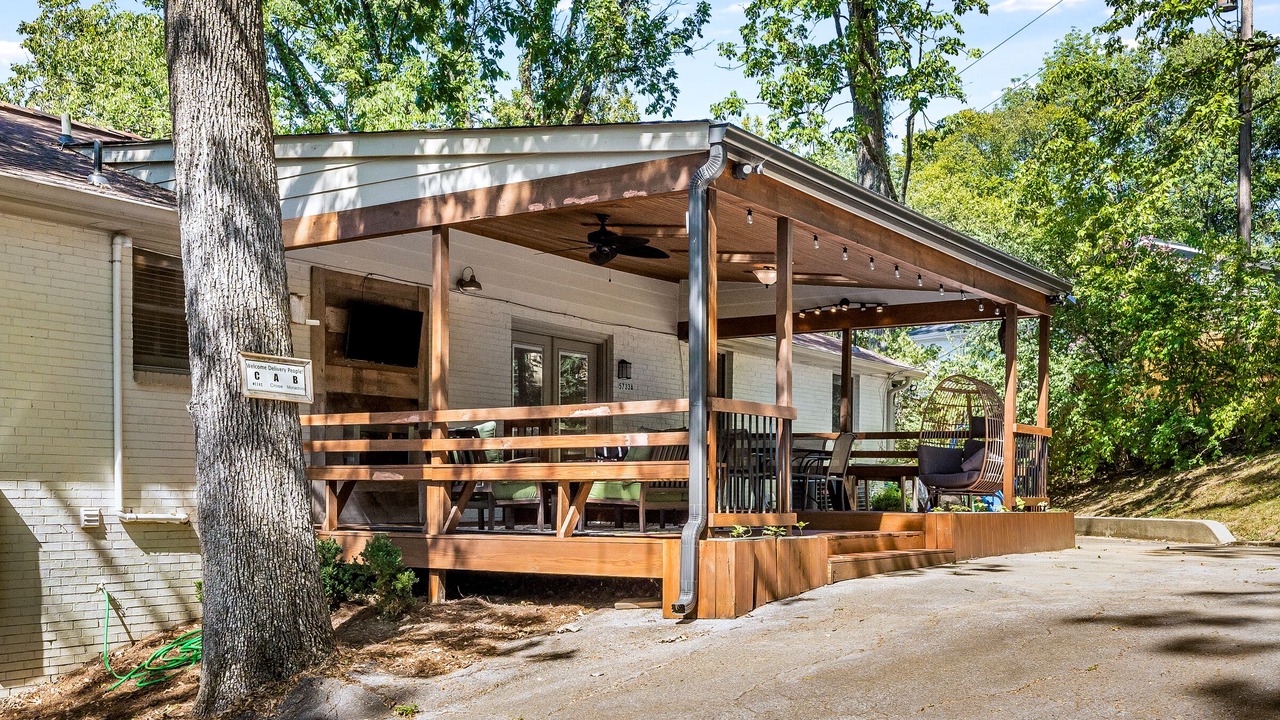 Photo of Outdoor in Hillwood