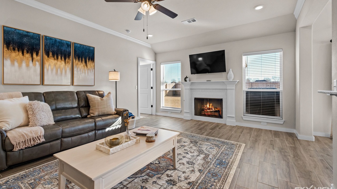 Photo of Livingroom in Lowell