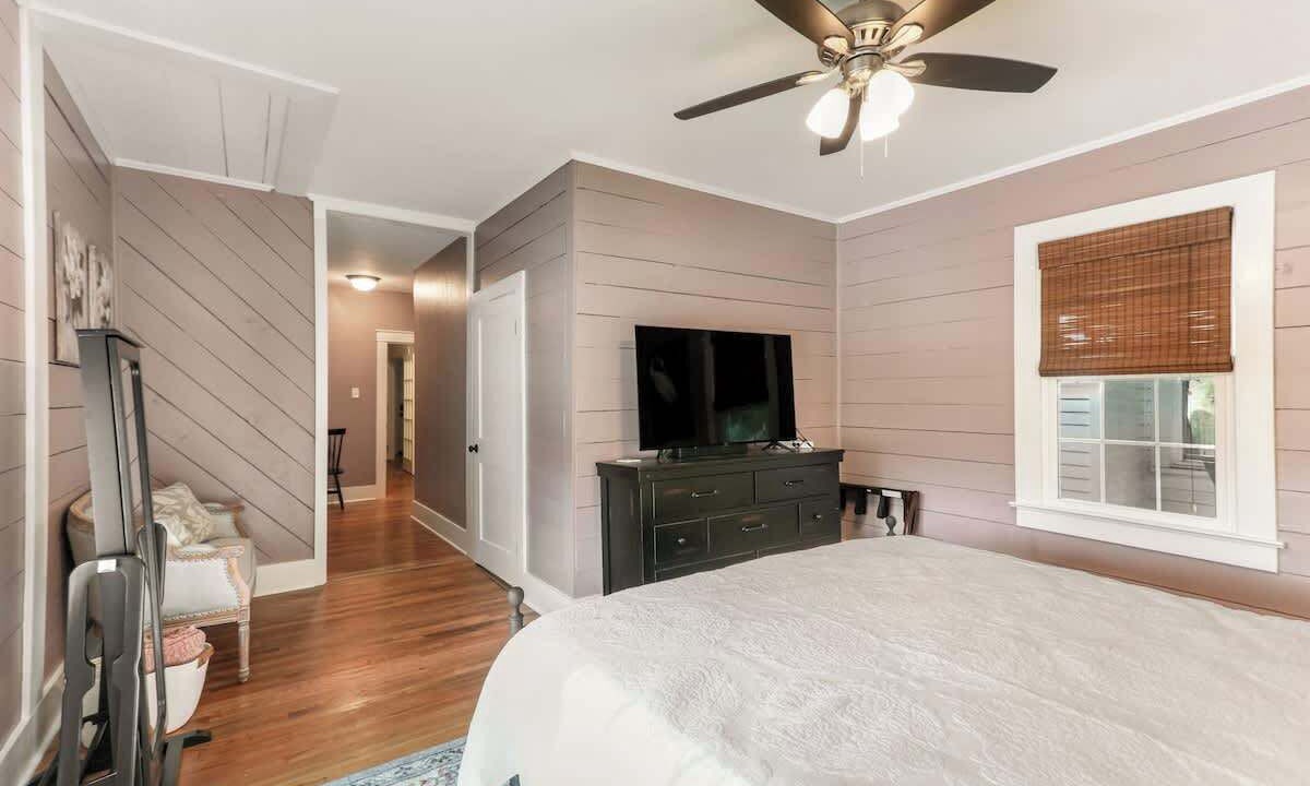 Photo of Bedroom in Highlands - Perkins