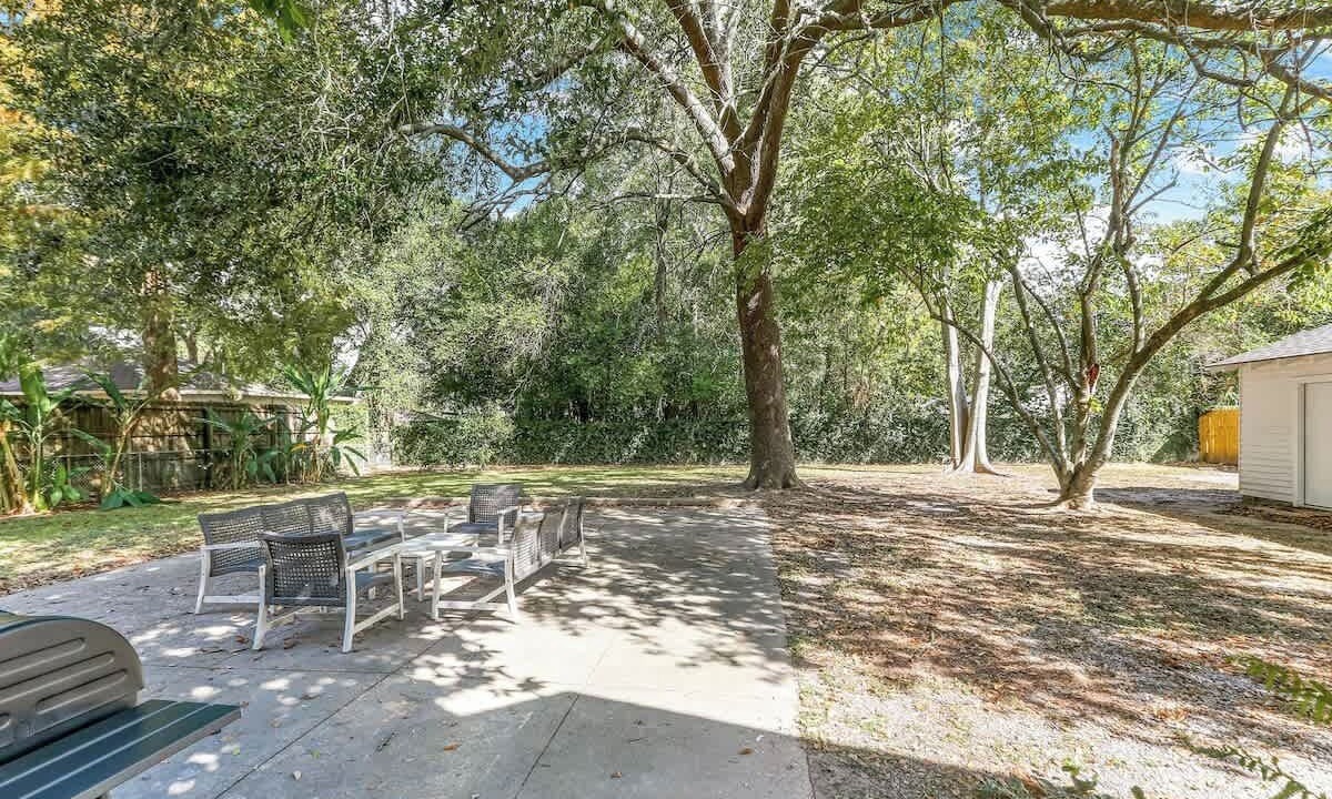 Photo of Outdoor in Highlands - Perkins