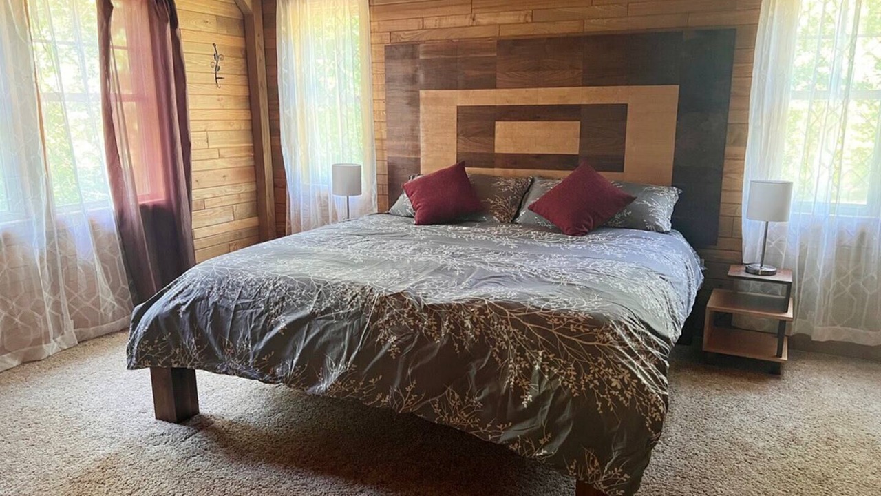 Photo of Bedroom in Mount Ida