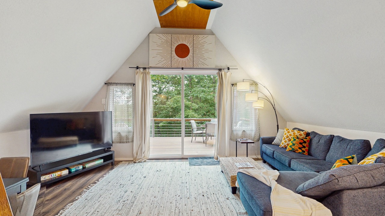 Photo of Livingroom in Beaver Shores
