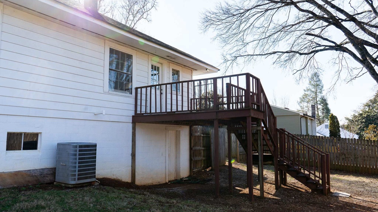 Photo of Outdoor in Ashley Oaks