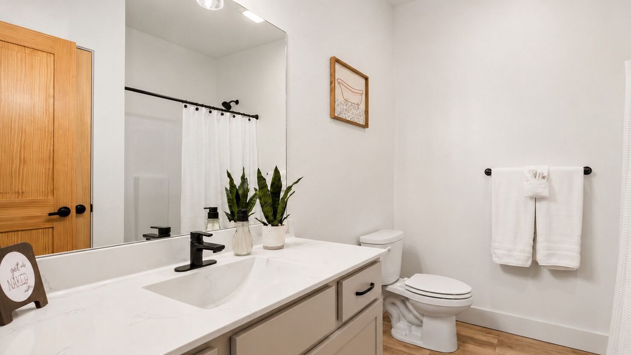 Photo of Bathroom in Table Rock