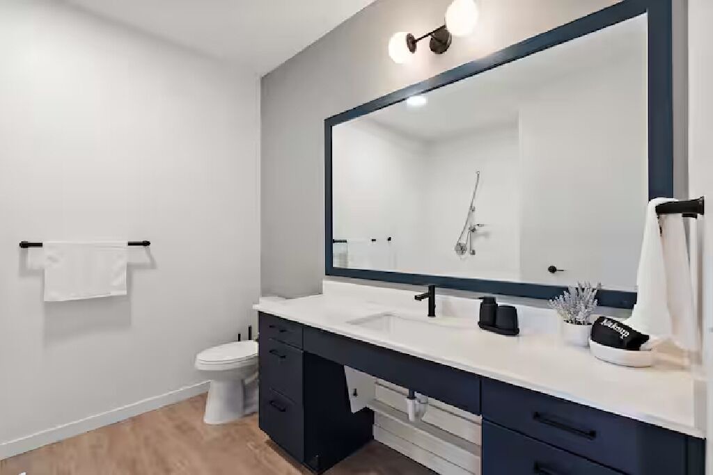 Photo of Bathroom in Downtown Minneapolis