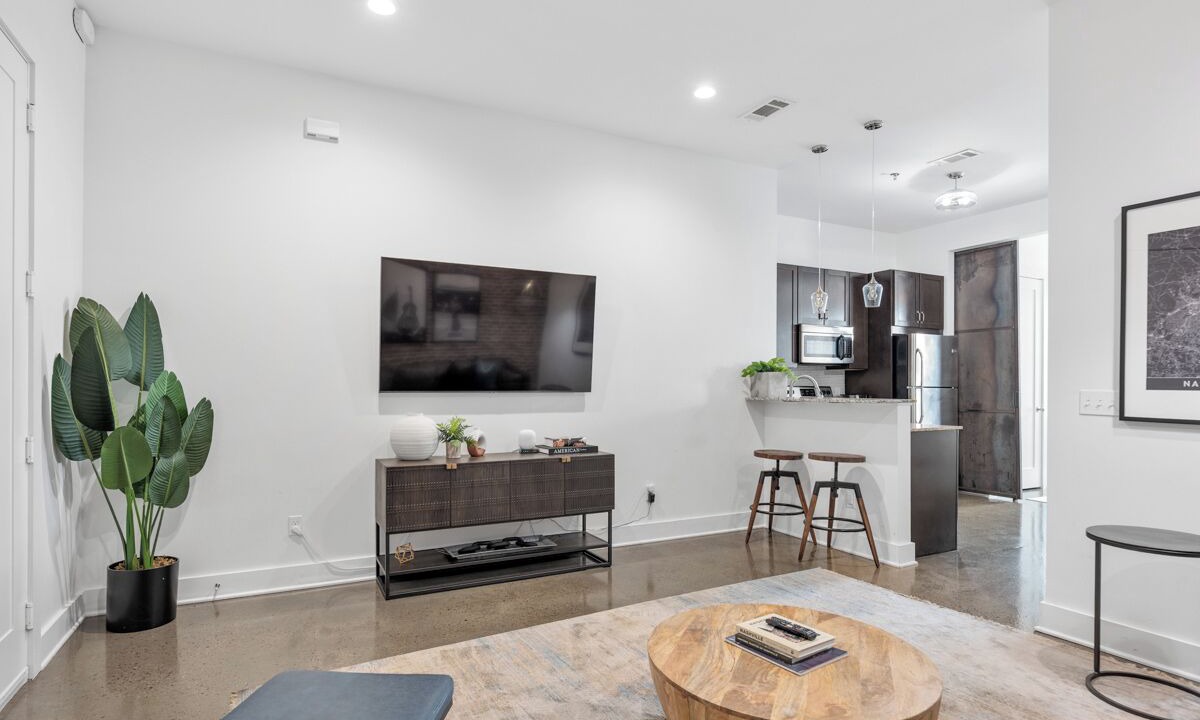 Photo of Livingroom in Midtown