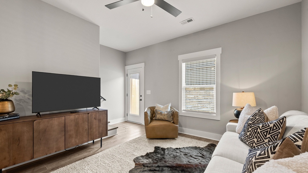 Photo of Livingroom in Clarksville