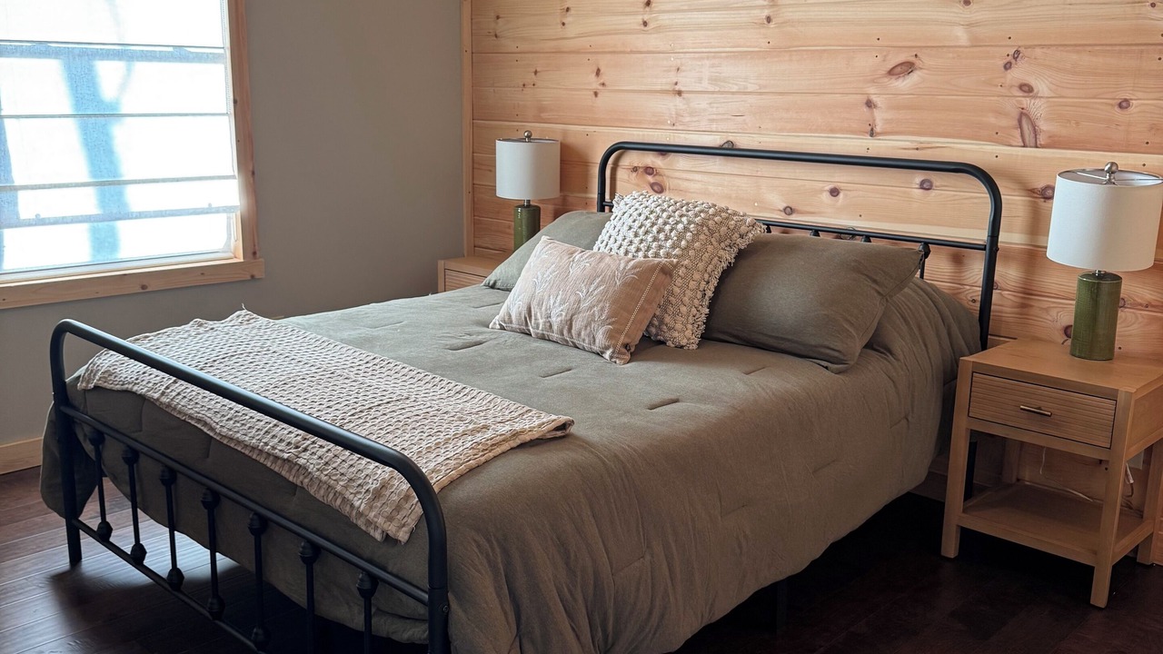 Photo of Bedroom in Hardyville
