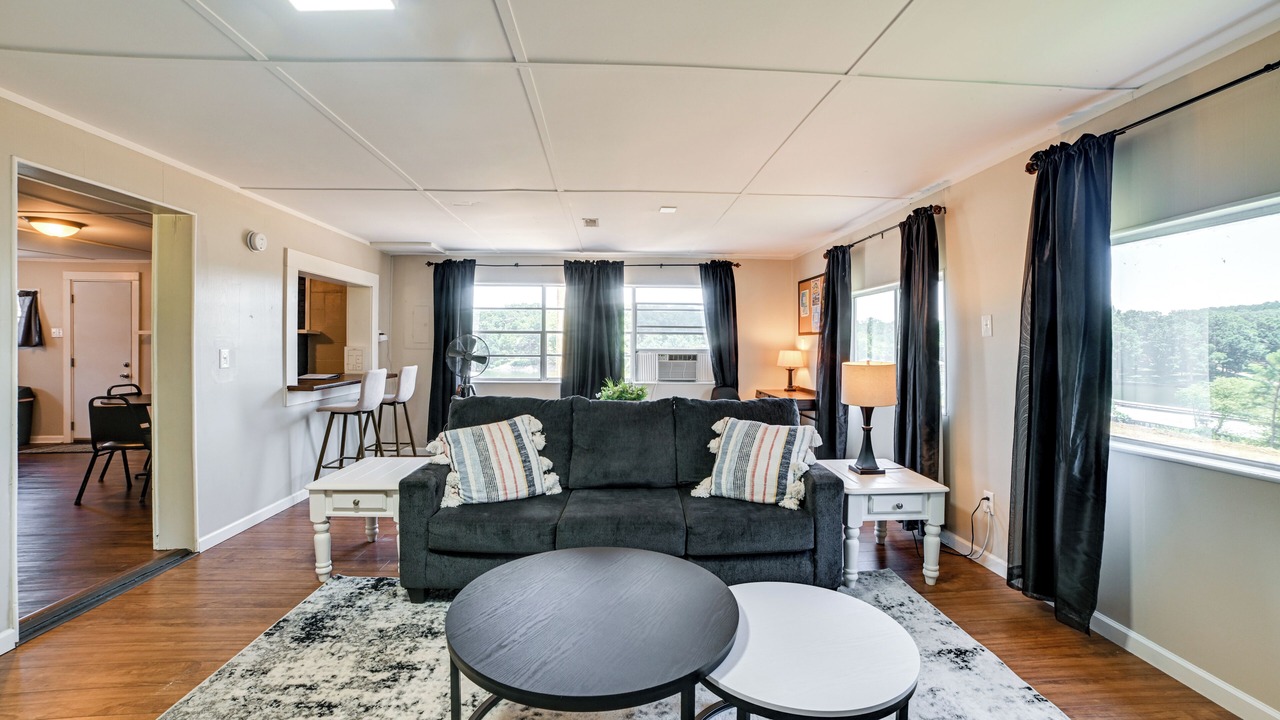 Photo of Livingroom in Buchanan