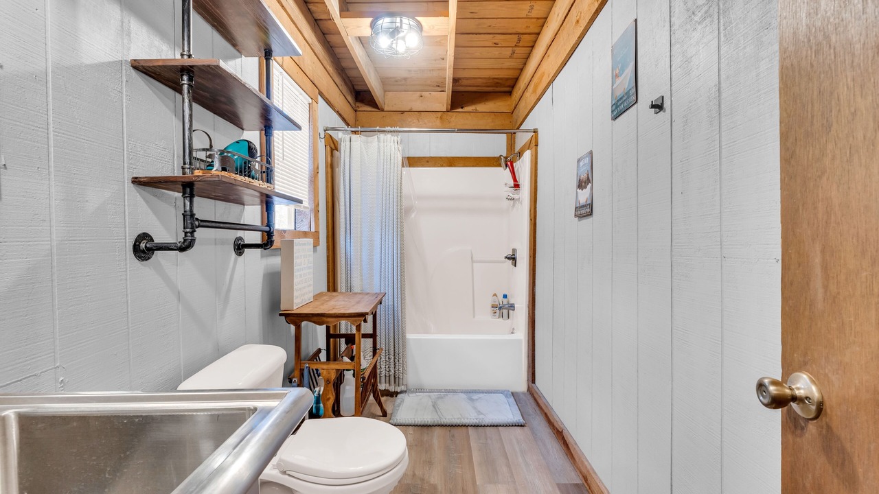 Photo of Bathroom in Oxford