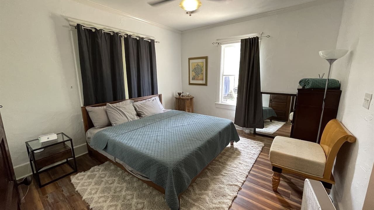 Photo of Bedroom in Greenwood