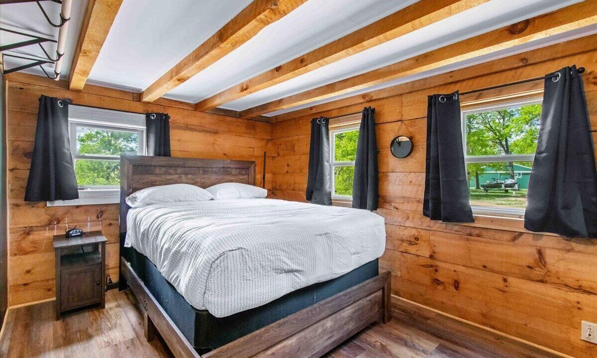 Photo of Bedroom in Necedah