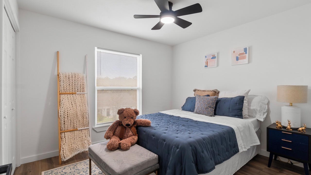 Photo of Bedroom in Colony West