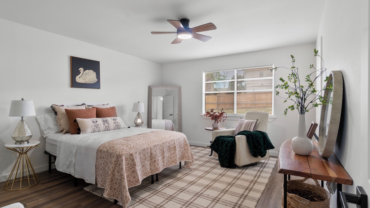 Photo of Bedroom in Colony West