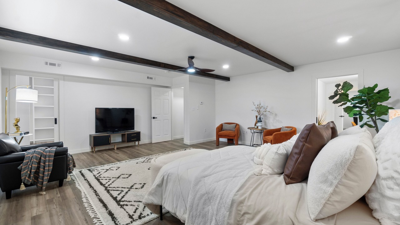 Photo of Bedroom in Colony West