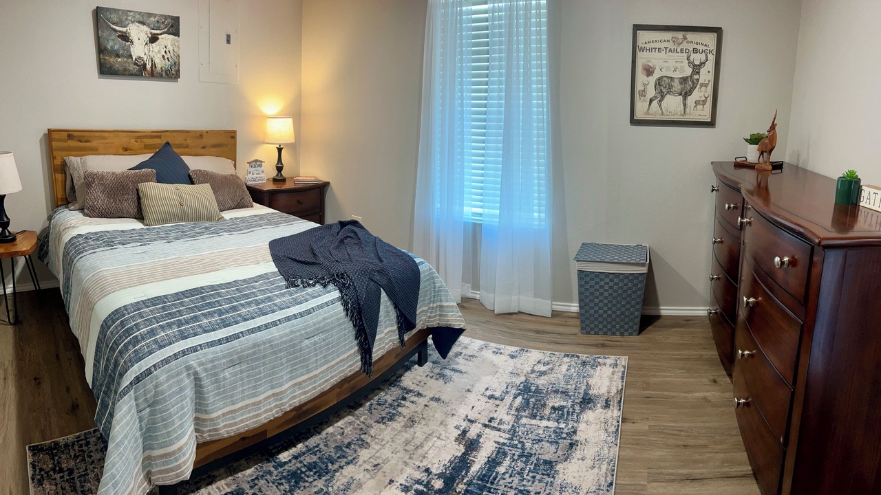 Photo of Bedroom in Lone Oak