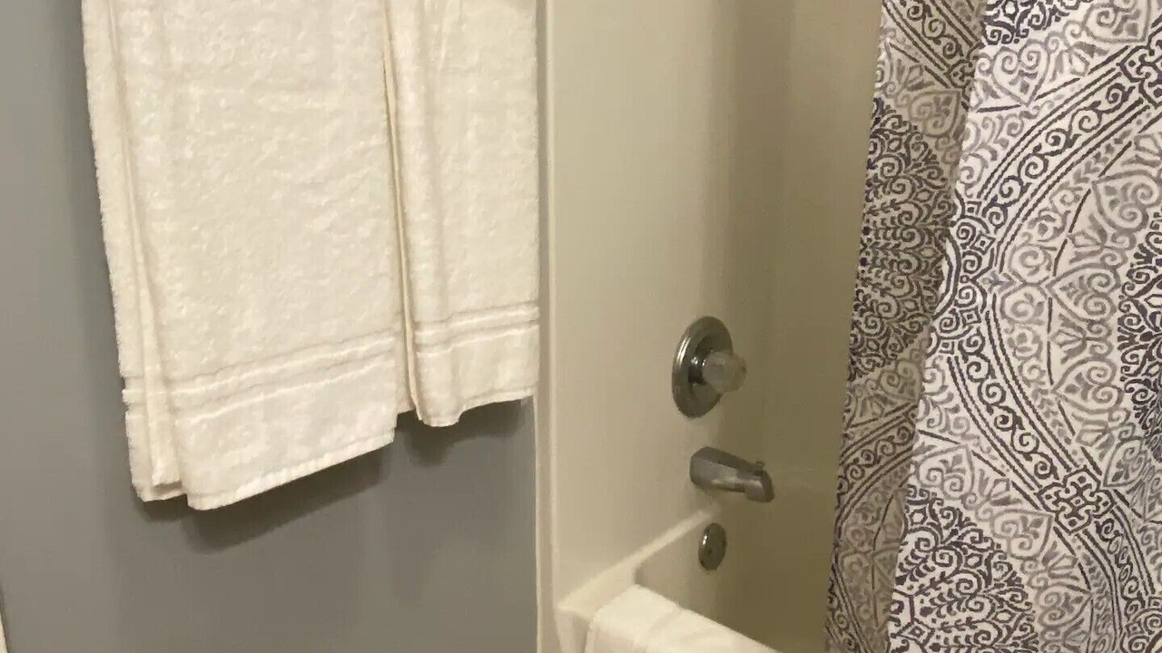 Photo of Bathroom in Maurepas