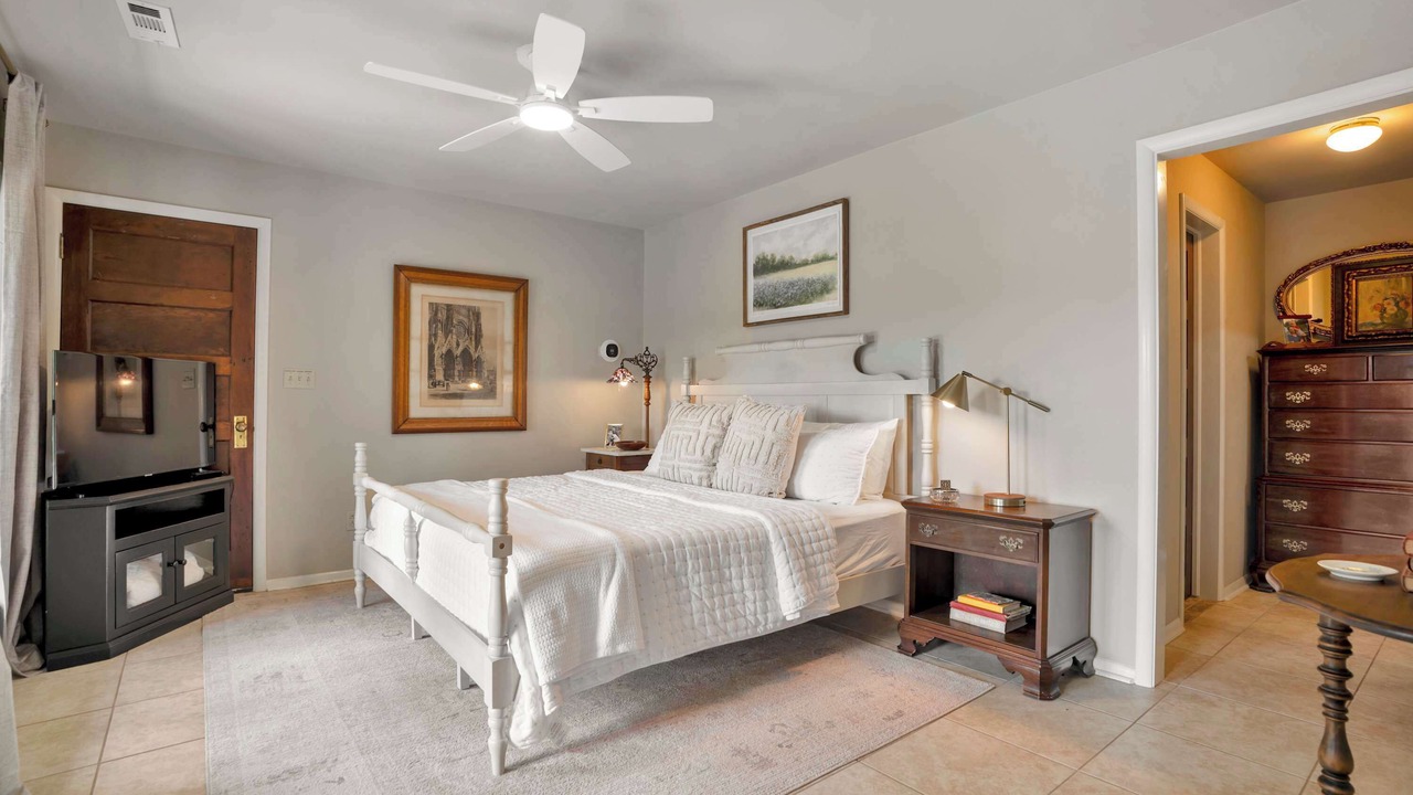 Photo of Bedroom in Lowell