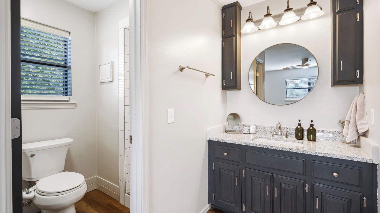 Photo of Bathroom in Beaver Shores