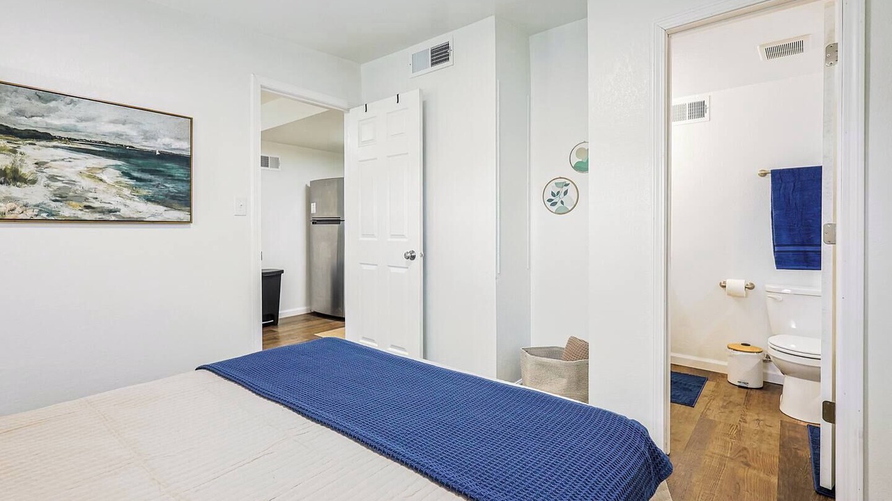 Photo of Bedroom in Maryville