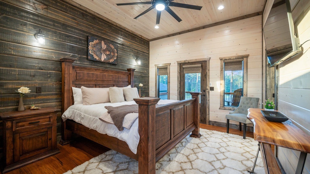Photo of Bedroom in Pickens