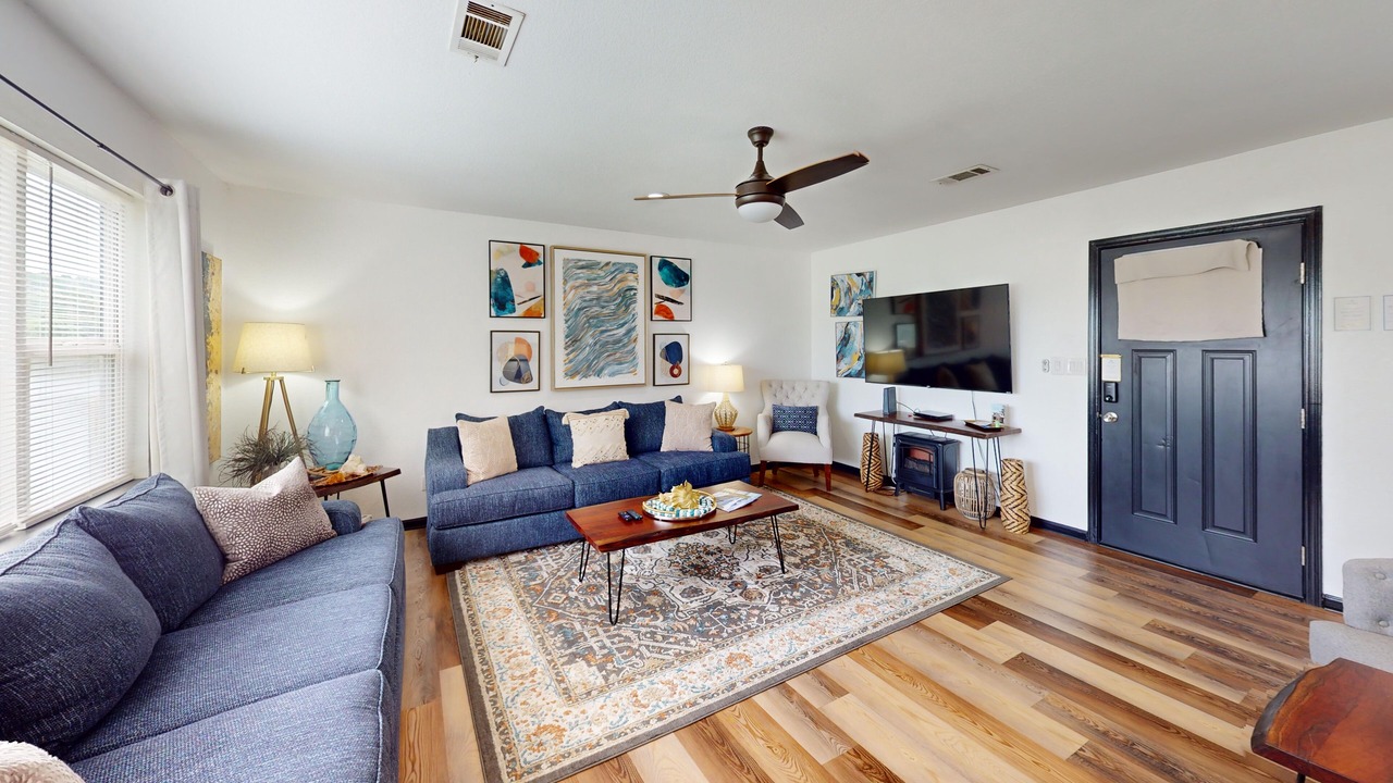 Photo of Livingroom in Piney