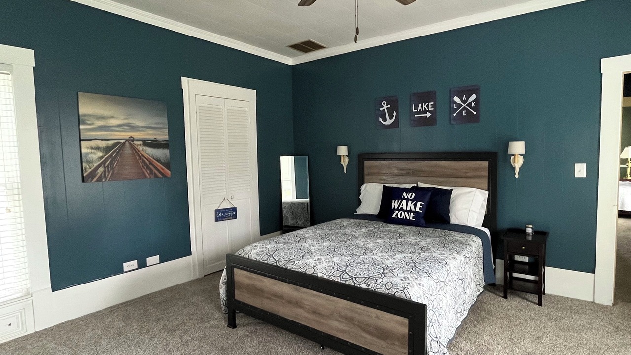 Photo of Bedroom in Kuttawa